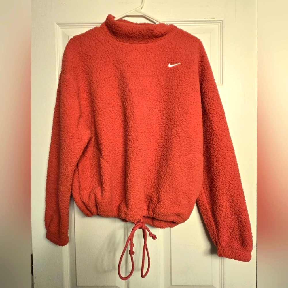 Nike Therma-Fit Coral Pink Pullover